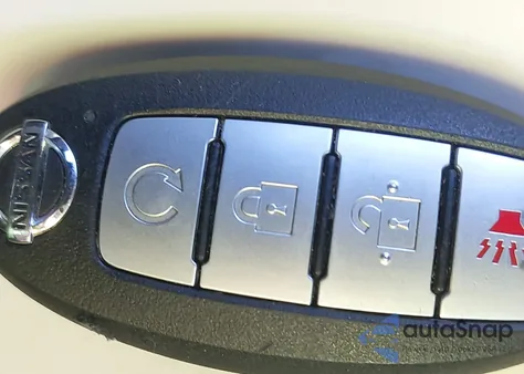 2018 Nissan Kicks Sr z USA, uszkodzony, nr VIN 3N1CP5CU0JL532330